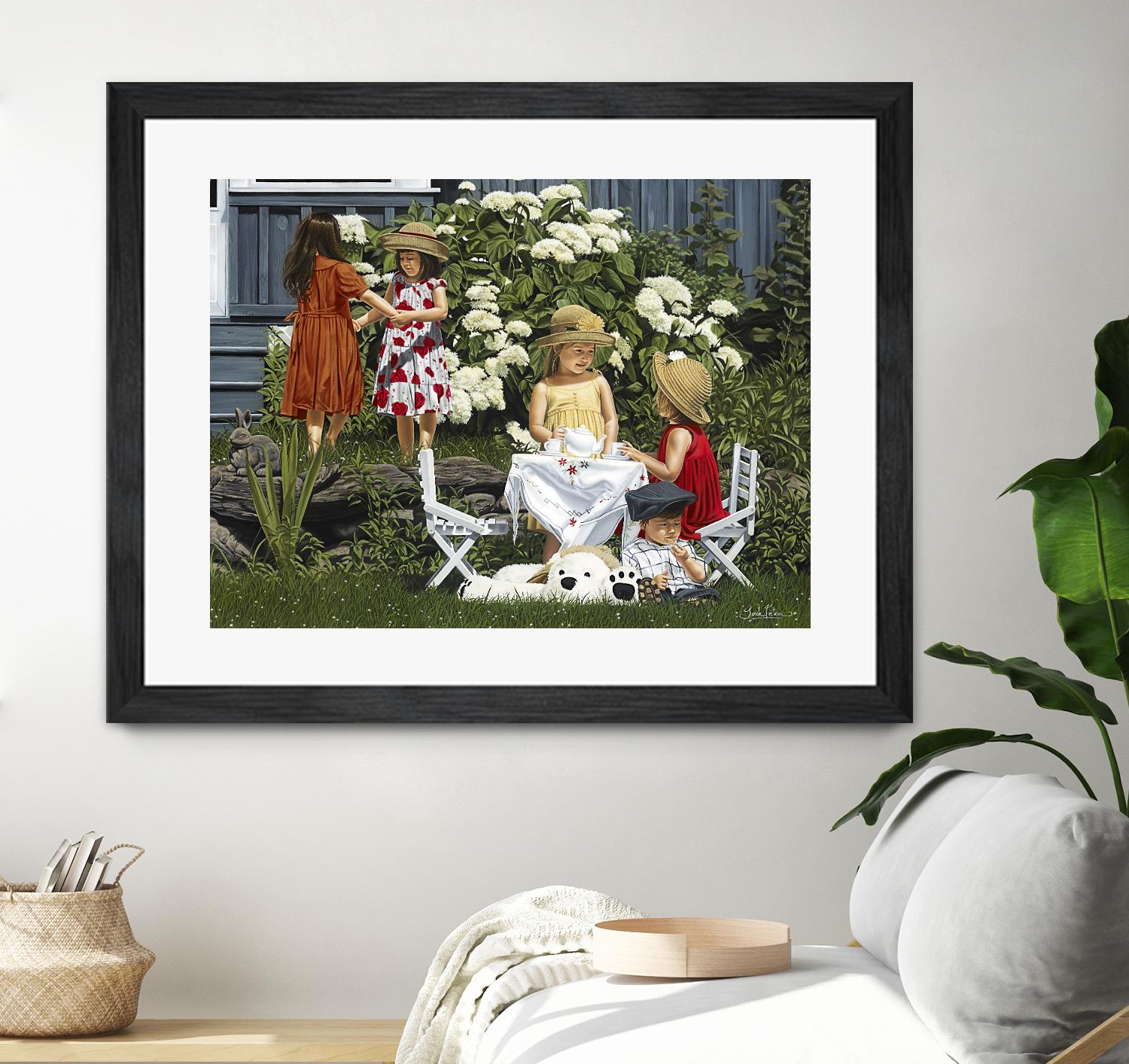 Golden Party by Sarah Fecteau on GIANT ART - red naive