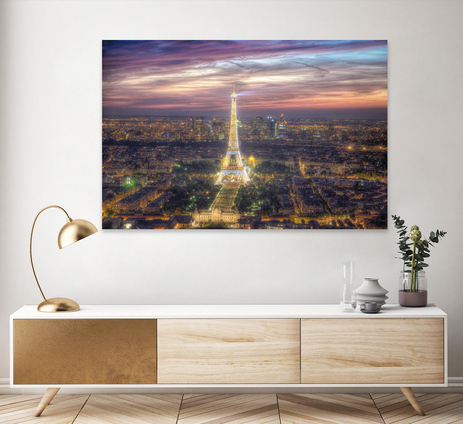 The sparkling lights of the Eiffel Tower by Nick Jackson on GIANT ART - pink city scene