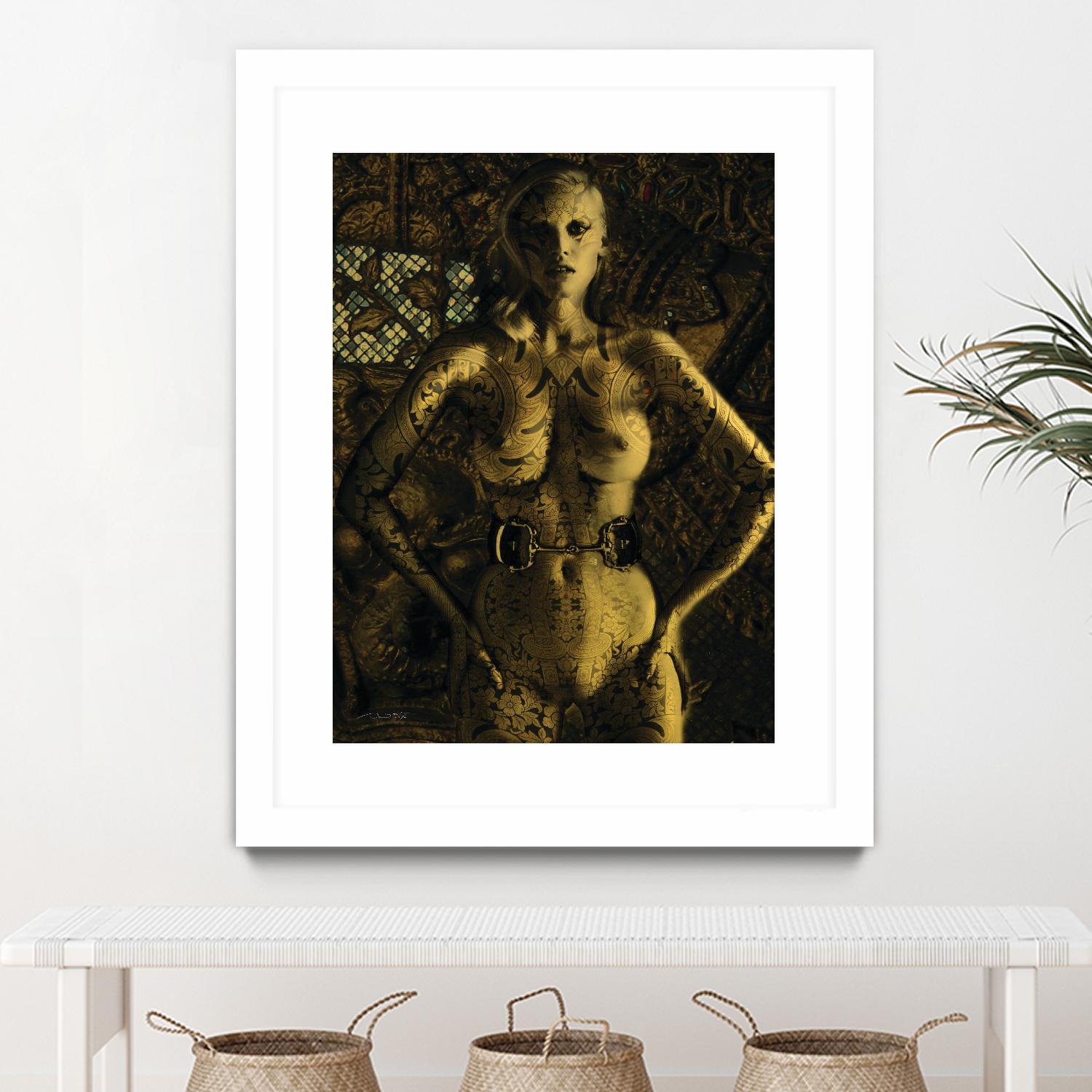 Gold Series Laura Stone by Daniel Stanford on GIANT ART - gold figurative artiste québécois