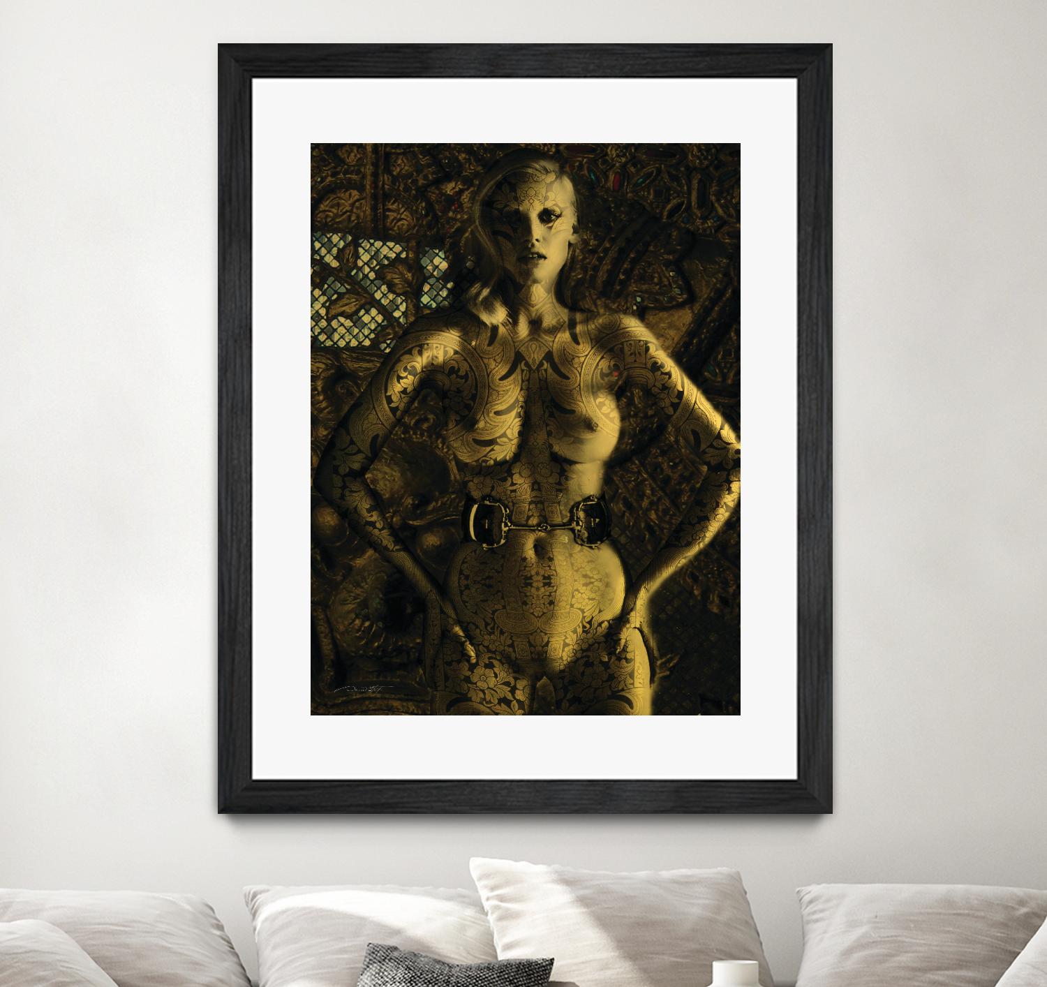 Gold Series Laura Stone by Daniel Stanford on GIANT ART - gold figurative artiste québécois