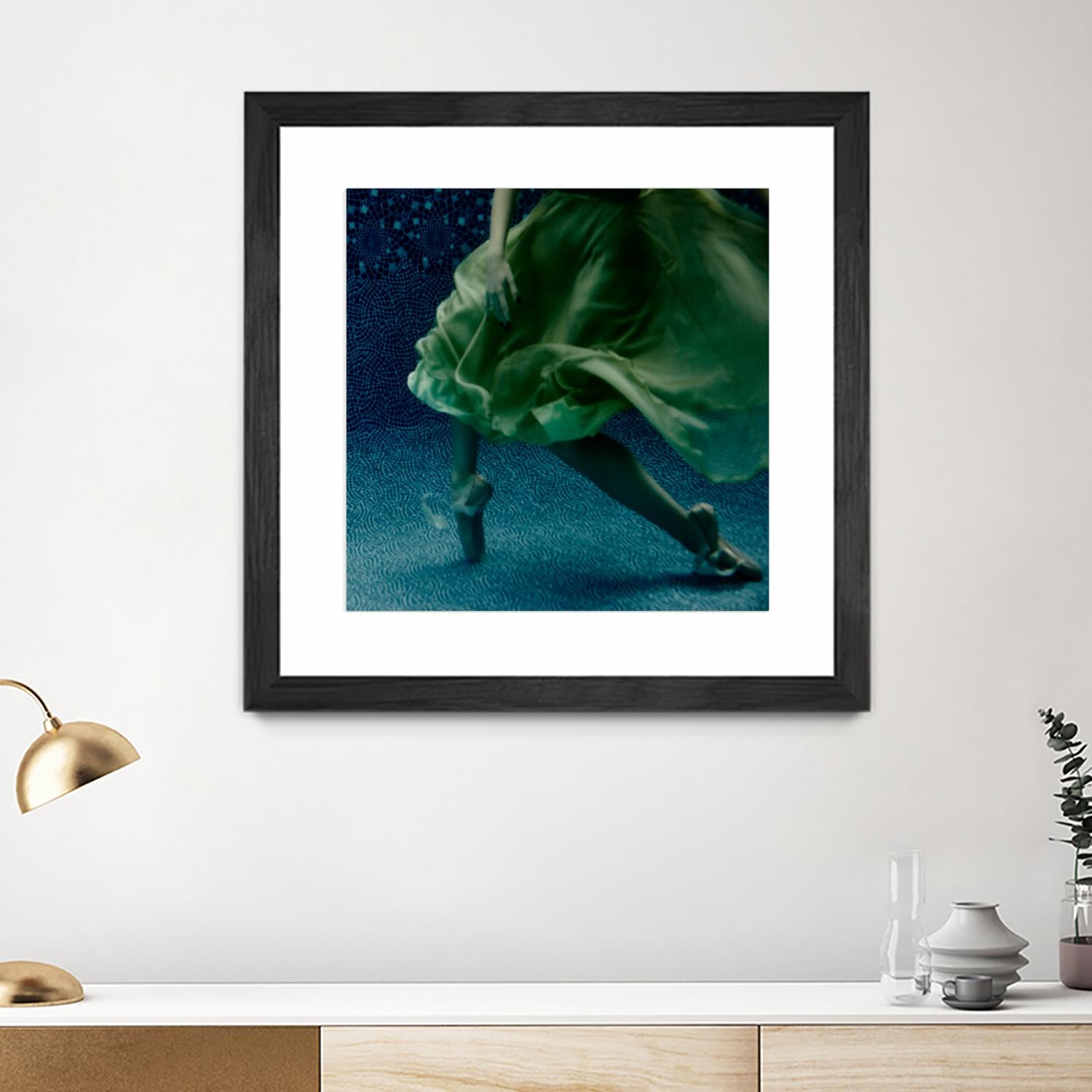 Dame 1 by Peter Morneau on GIANT ART - green photo art