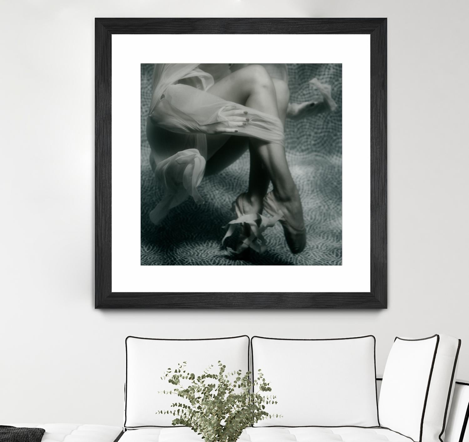 Float 2 by Peter Morneau on GIANT ART - black figurative ballerine