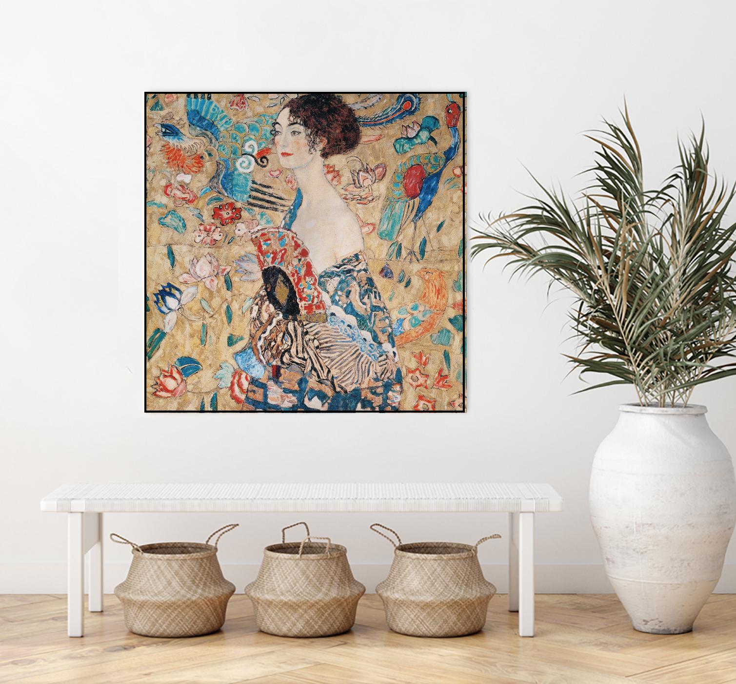 Woman with fan by Gustav Klimt on GIANT ART - gold masters féminité