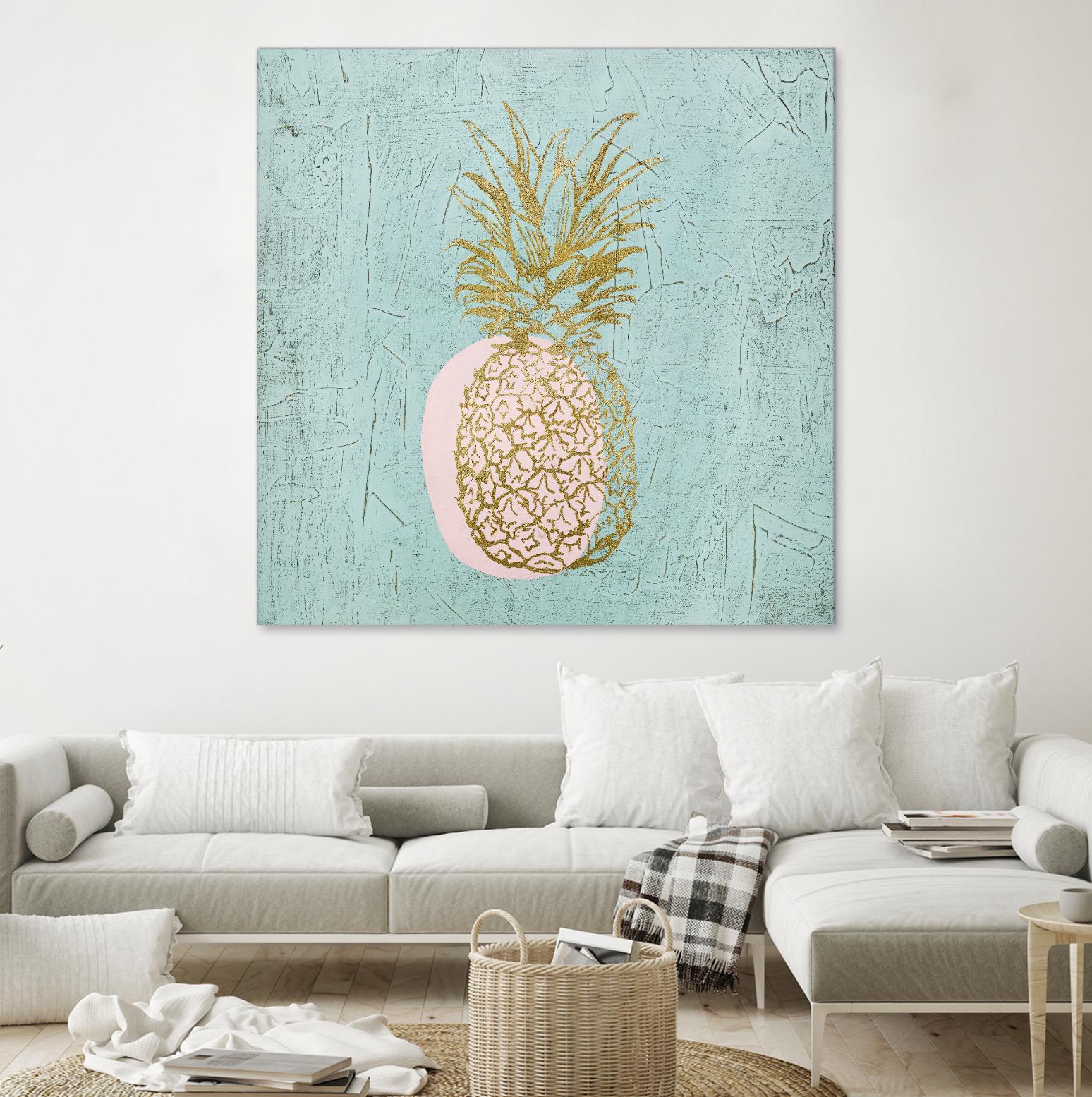 Golden Pineapple by Stefano Altamura on GIANT ART - gold still life