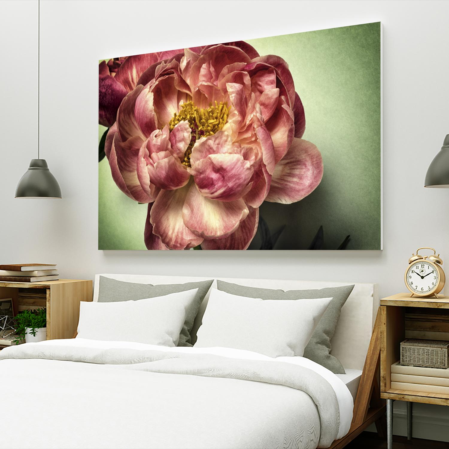 Standing in the Sun III by Jennifer Beavers on GIANT ART - green floral