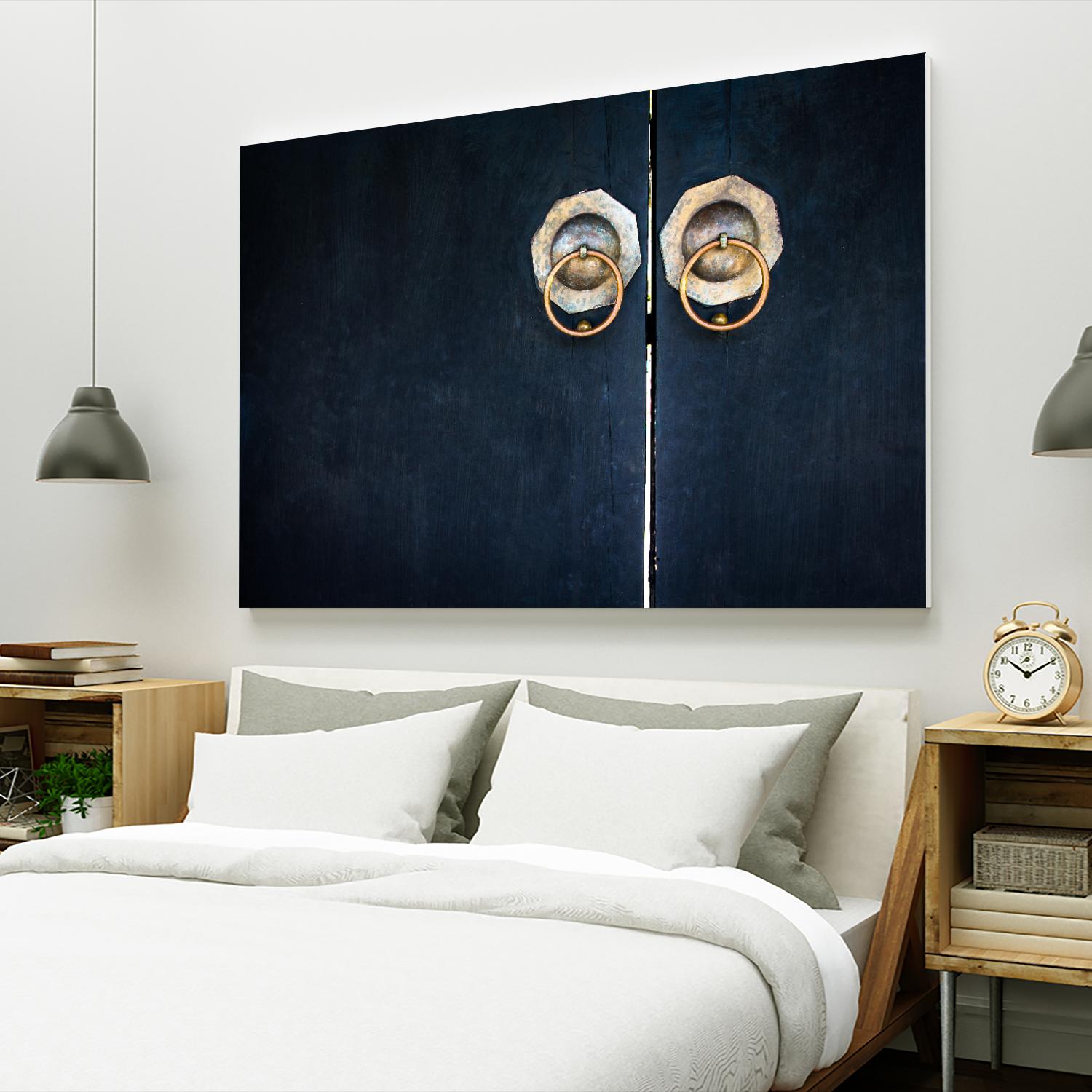 Door knobs by Pexels on GIANT ART - gold interior