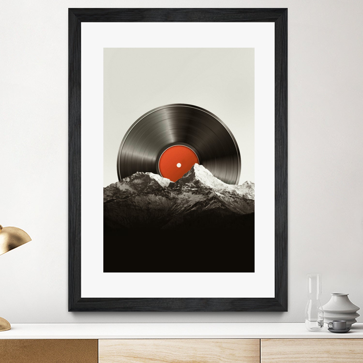 Retro vinyl record by Menelaos Trompoukis on GIANT ART - black digital painting