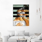 LA VENUS BLONDE - Pop Retro Collage, Mashup, Pop Art by Luigi Tarini on GIANT ART - gray photo manipulation