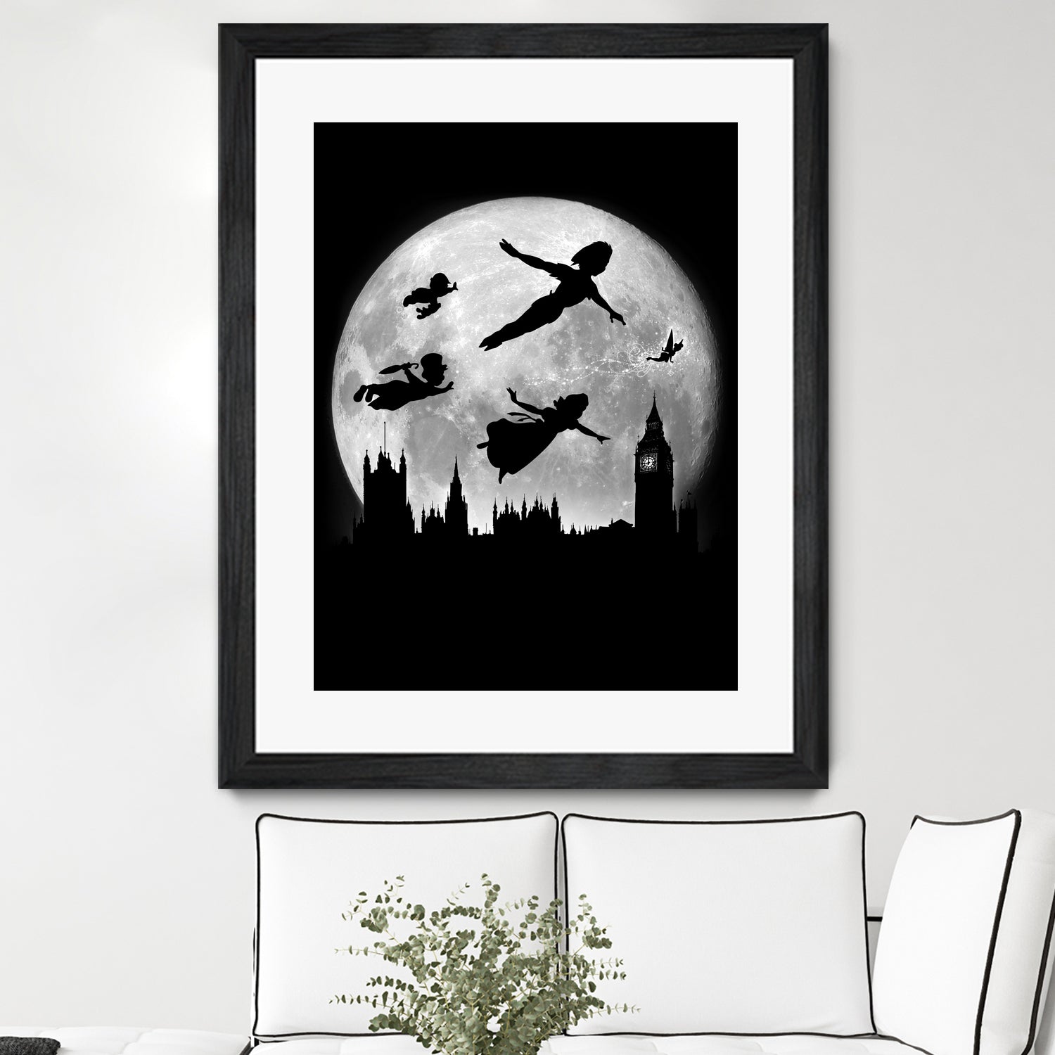 Full moon over London by Antonio Camarena on GIANT ART - black digital painting