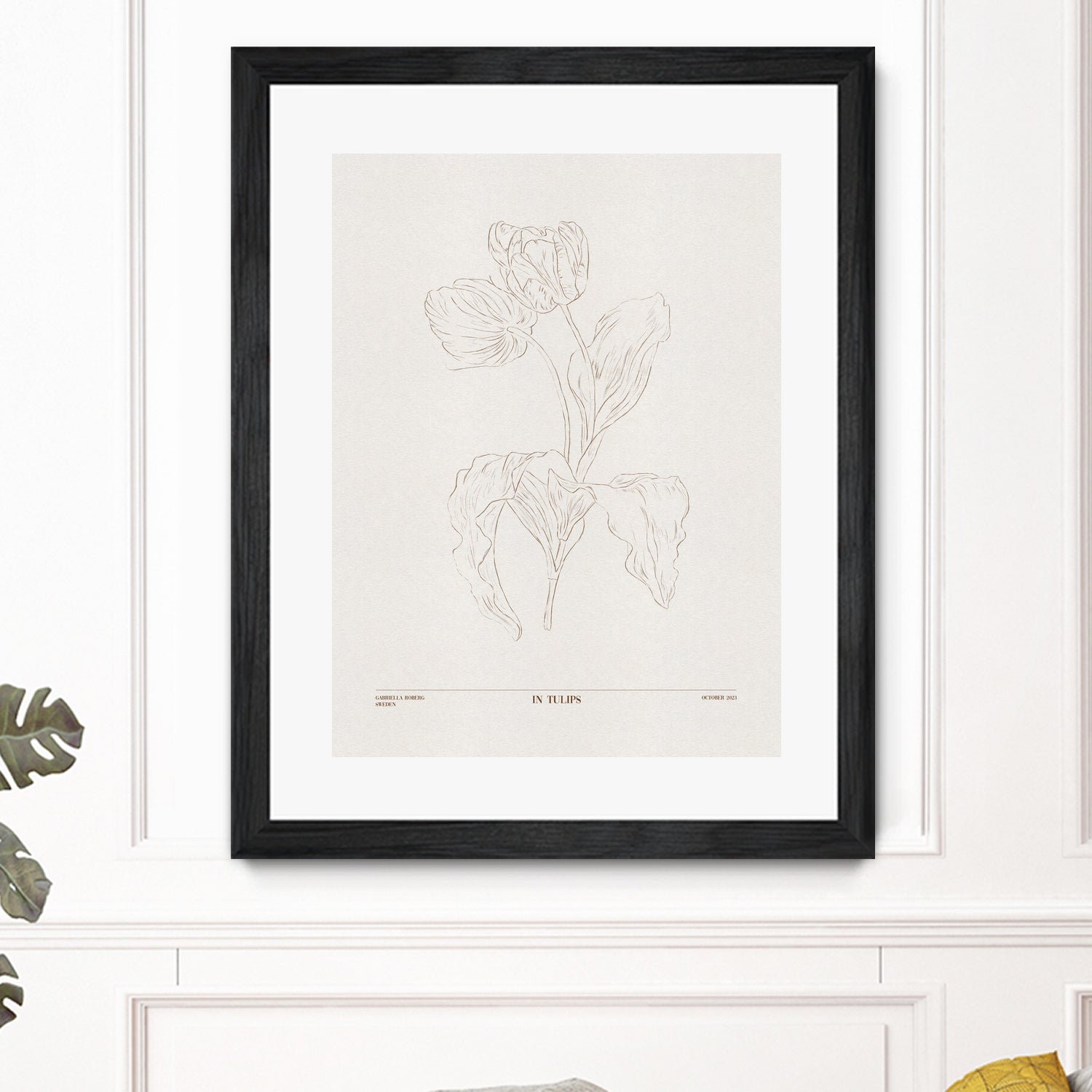 In Tulips (brown) by Gabriella Roberg on GIANT ART - line art gabriella roberg