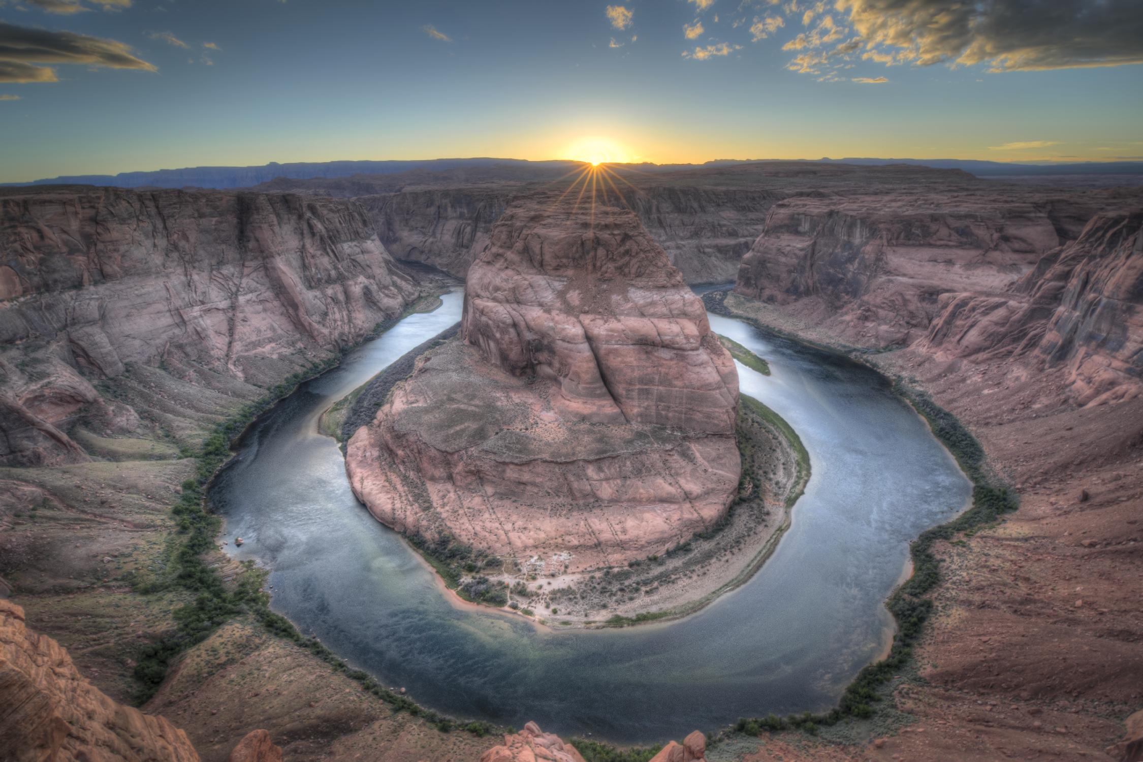 Horeshoe Bend along the Colorado River by Nick Jackson on GIANT ART - brown landscape