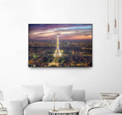 The sparkling lights of the Eiffel Tower by Nick Jackson on GIANT ART - pink city scene