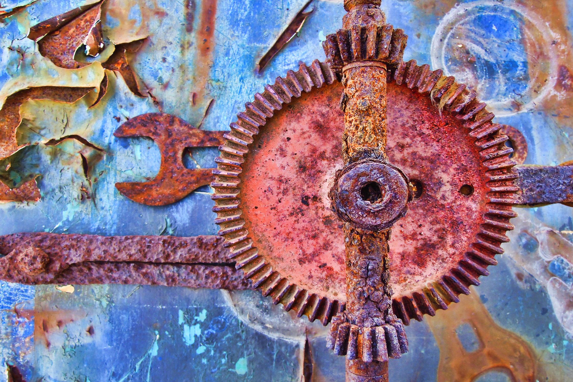 Rusty Gear by Jean-François Dupuis on GIANT ART - blue photo art