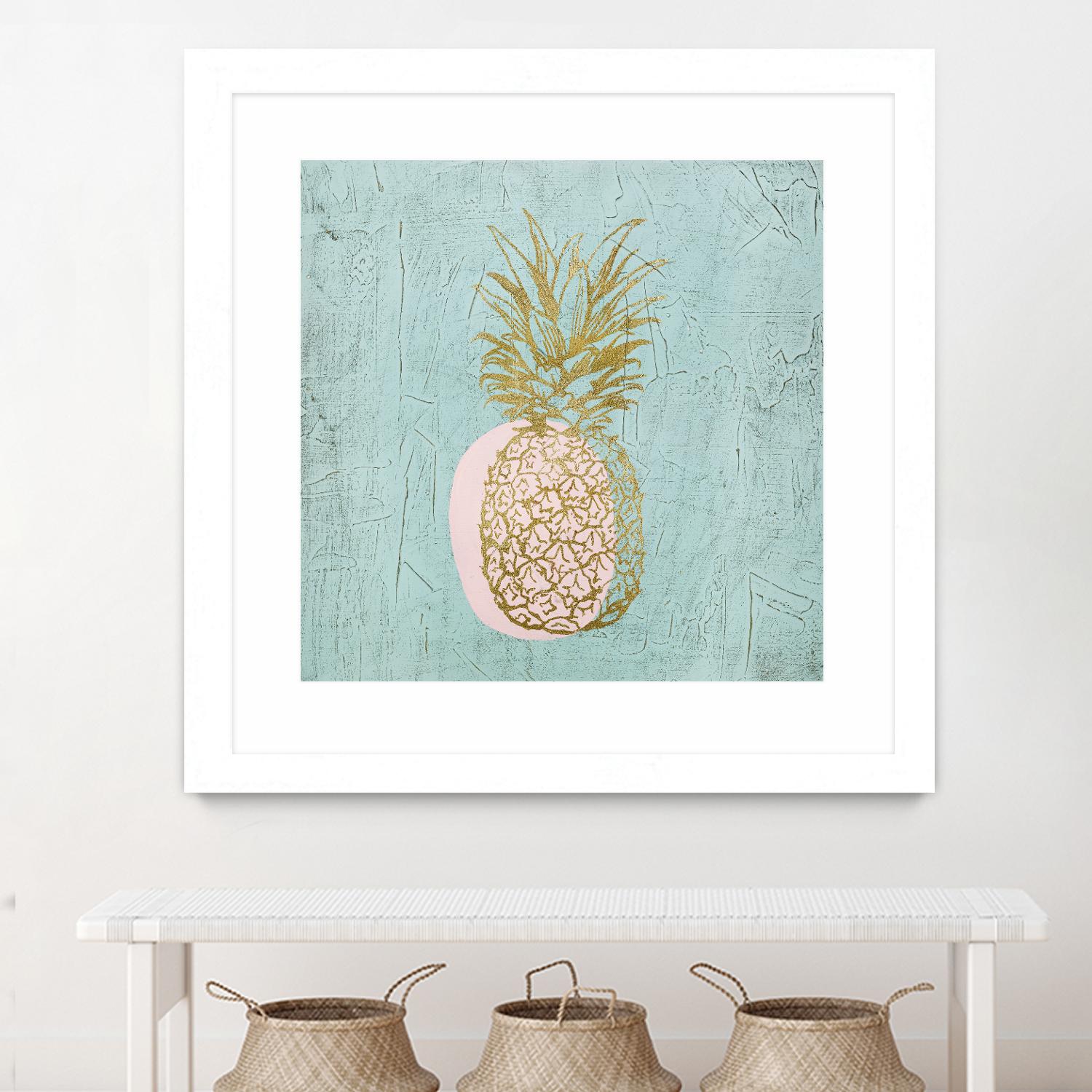 Golden Pineapple by Stefano Altamura on GIANT ART - gold still life