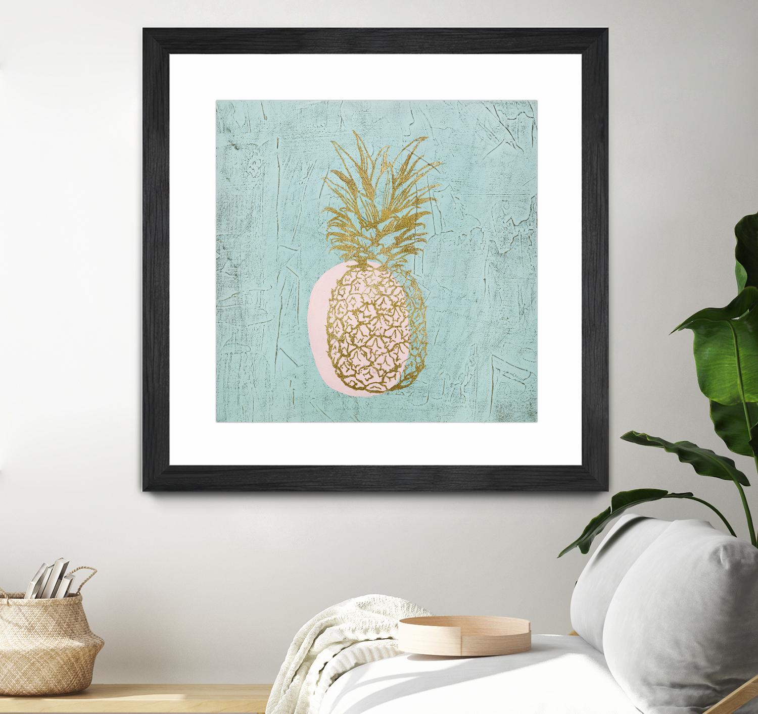 Golden Pineapple by Stefano Altamura on GIANT ART - gold still life