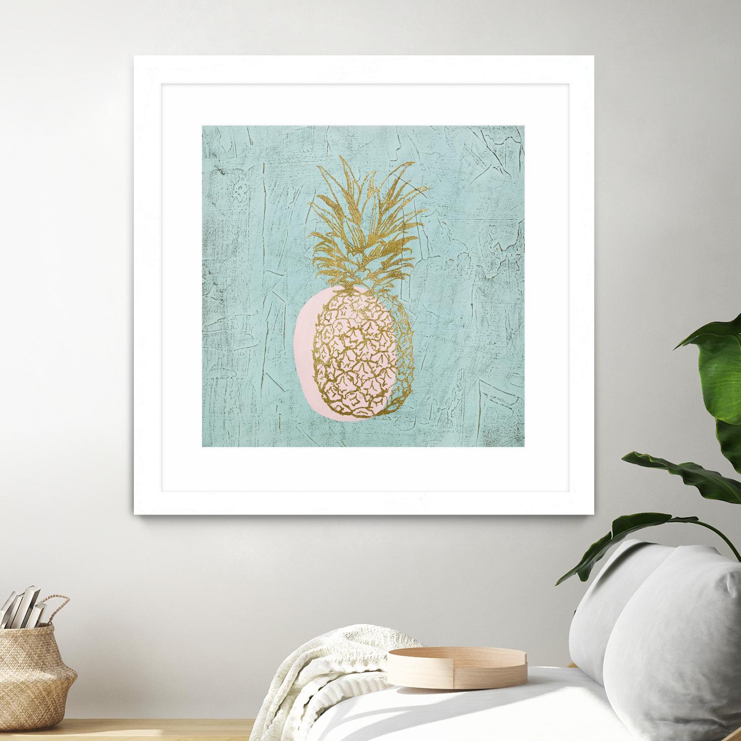 Golden Pineapple by Stefano Altamura on GIANT ART - gold still life