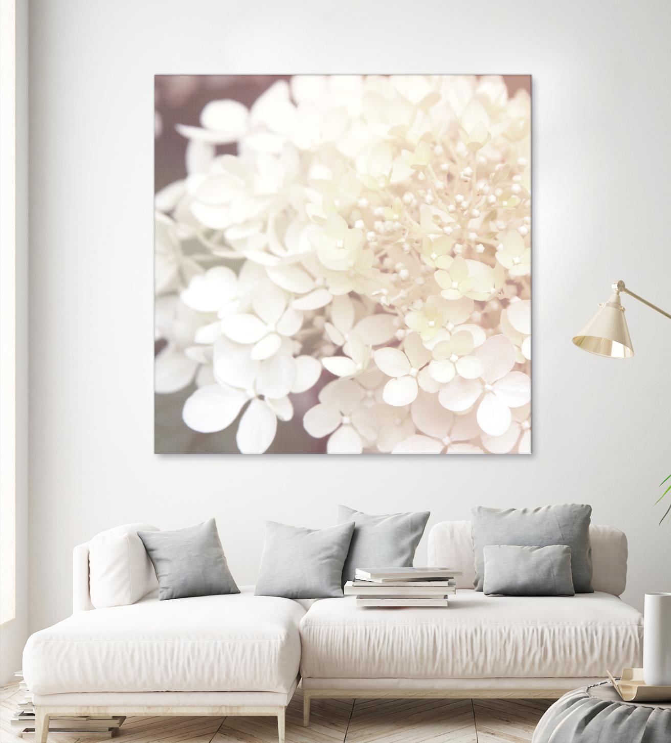 Hydrangea Dream II by Laura Marshall on GIANT ART - grey floral