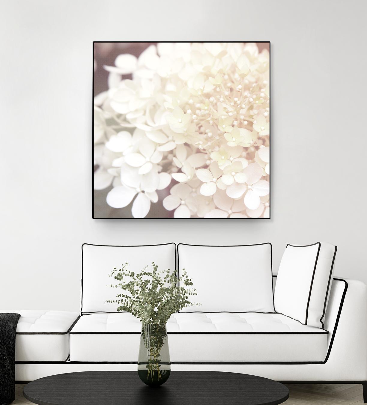 Hydrangea Dream II by Laura Marshall on GIANT ART - grey floral