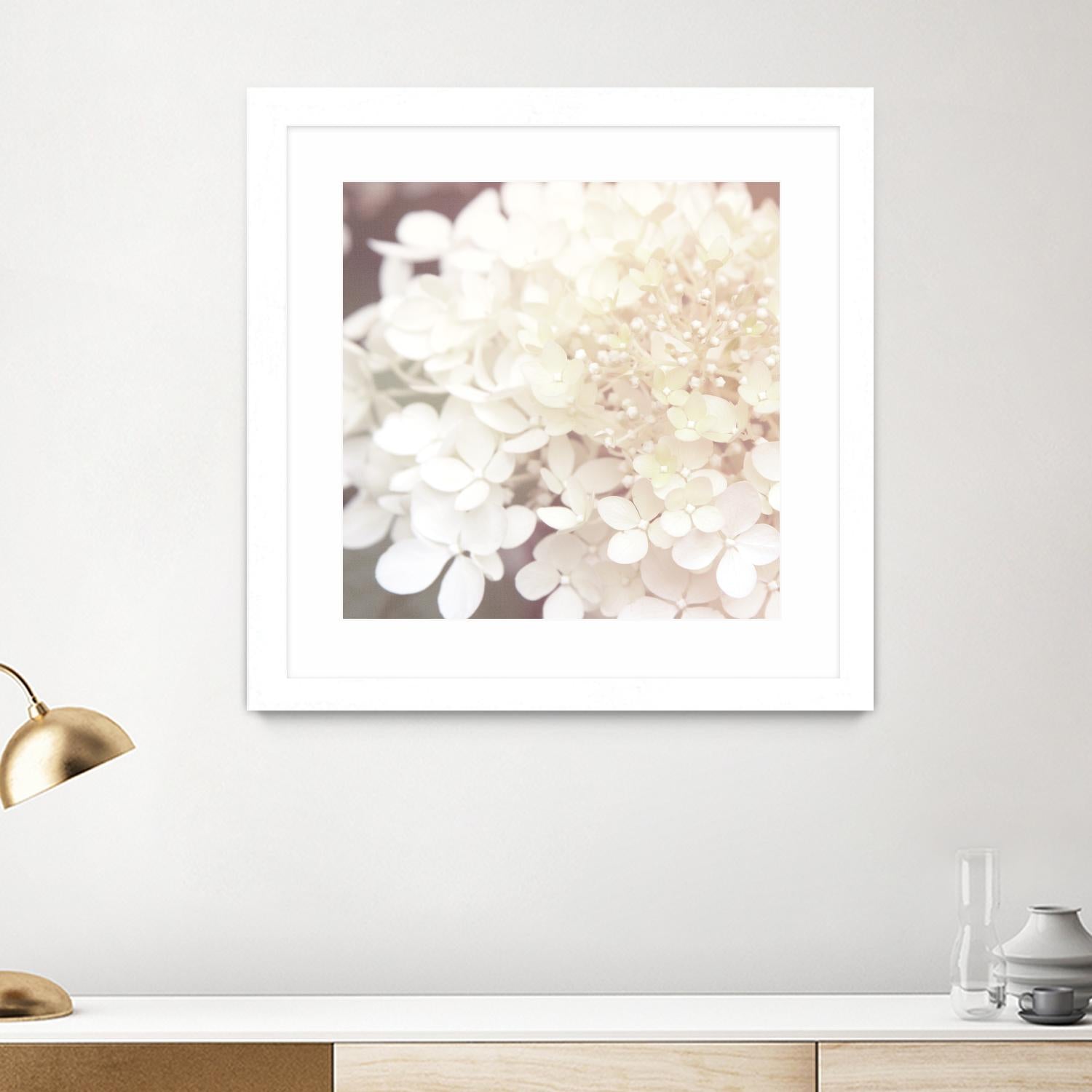 Hydrangea Dream II by Laura Marshall on GIANT ART - grey floral