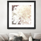 Hydrangea Dream II by Laura Marshall on GIANT ART - grey floral