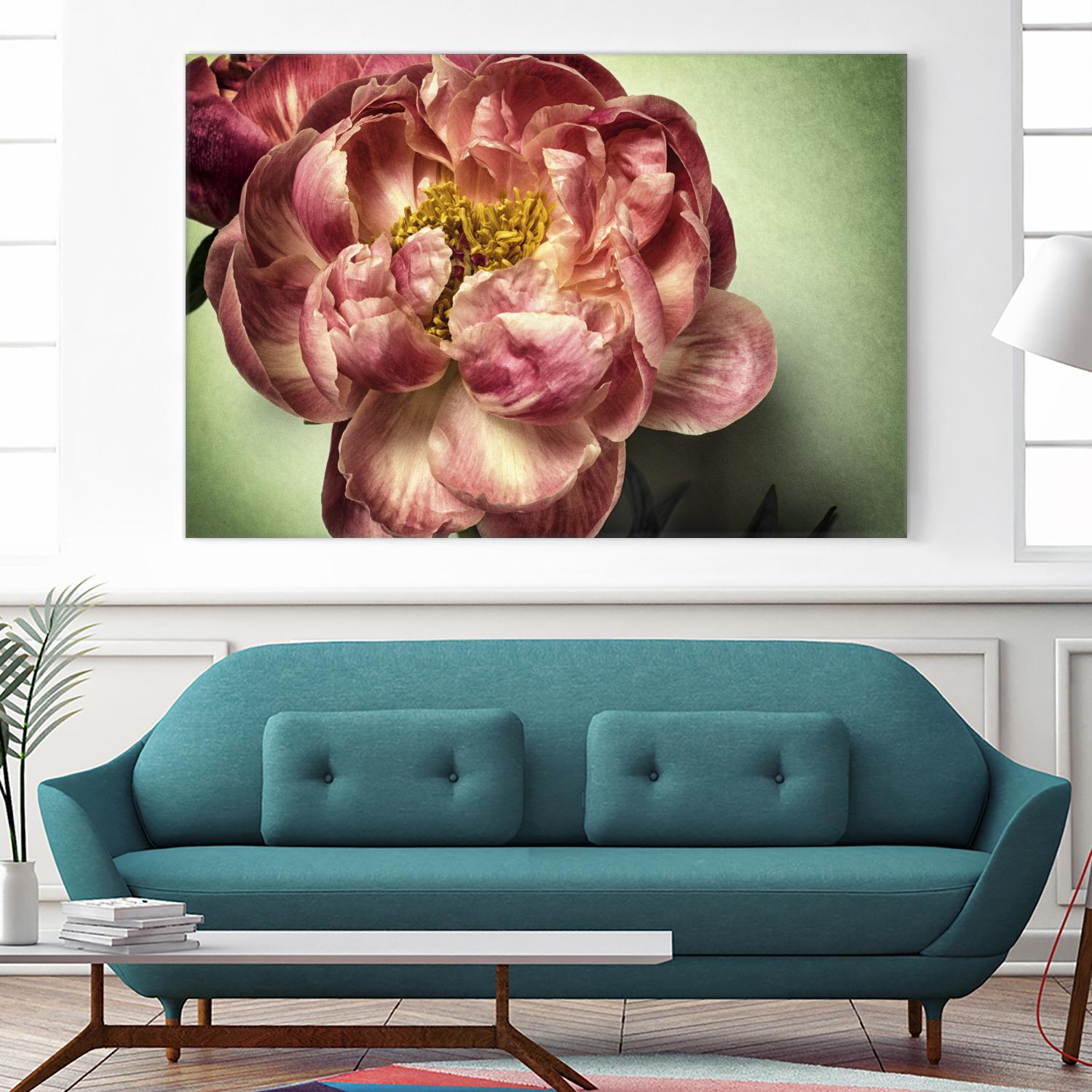 Standing in the Sun III by Jennifer Beavers on GIANT ART - green floral